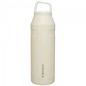 Botellas de Agua Stanley IceFlow™ Bottle with Cap and Carry+ Lid | 50 OZ Beige | CLPW-63457