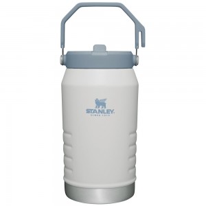 JUGS Stanley The IceFlow Flip Straw Jug | 64 OZ | Insulated Gris | DBLO-98621