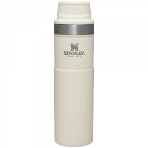 Mugs Stanley Classic Trigger Action Travel Insulated Coffee Tumbler | 20 OZ Beige | NVQG-40972